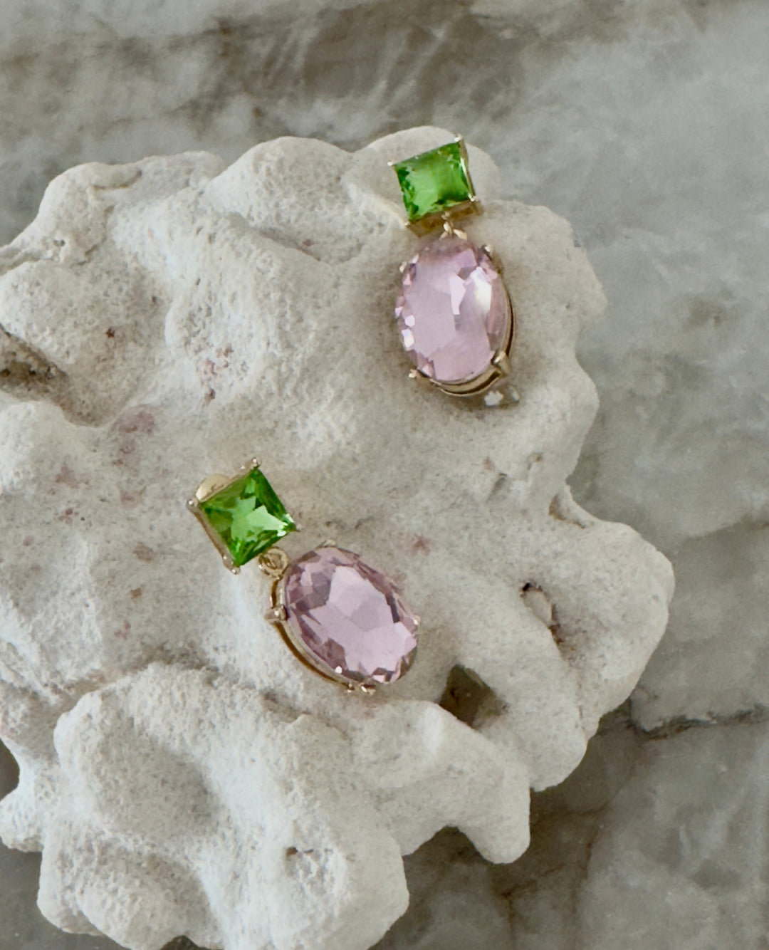Two way Glow crystal earrings 18K gold plated - Pink/Pistachio Green