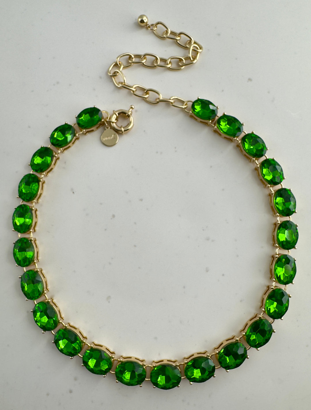 Glow Crystal necklace with oval crystals 18K gold plated - Fern Green