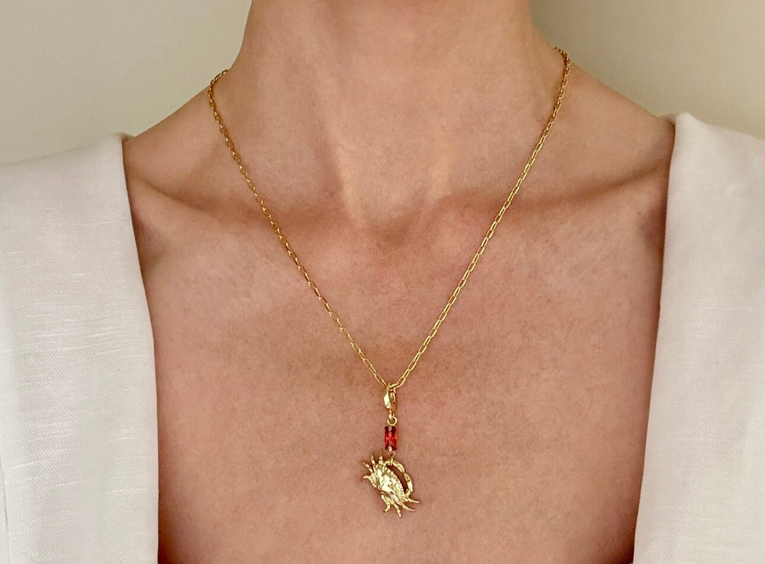 Lucky Crab charm with silken chilli red crystal