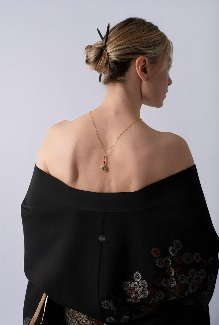 Lucky Crab charm with silken chilli red crystal