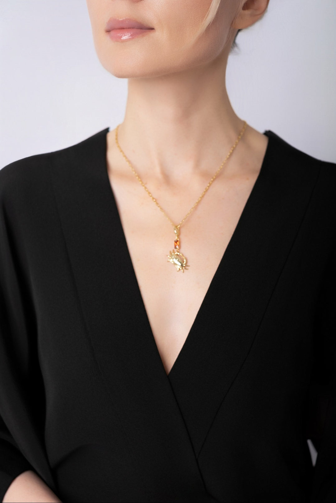 Lucky Crab charm with silken chilli red crystal